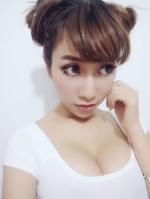 啊啊啊太深了视频_1080P超清免费观看