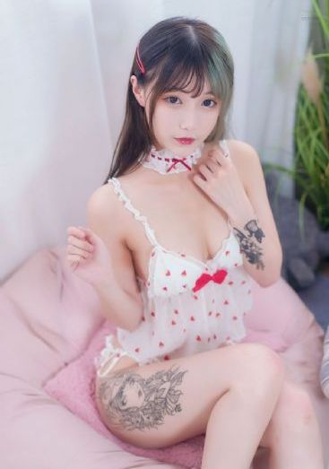 偷窥自拍超碰在线_90分钟完整视频视频大全