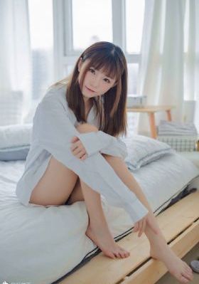 女同恋性吃奶亲胸_剧情片高清视频观看