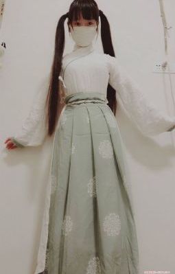 老八日三个媳妇方静何其翔的说说_720电影完整版在线观看